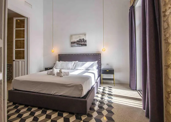 Plaza De Toros Suites B